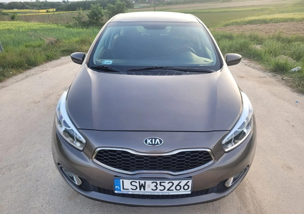 Kia Ceed cena 39900 przebieg: 117000, rok produkcji 2014 z Świdnik małe 137